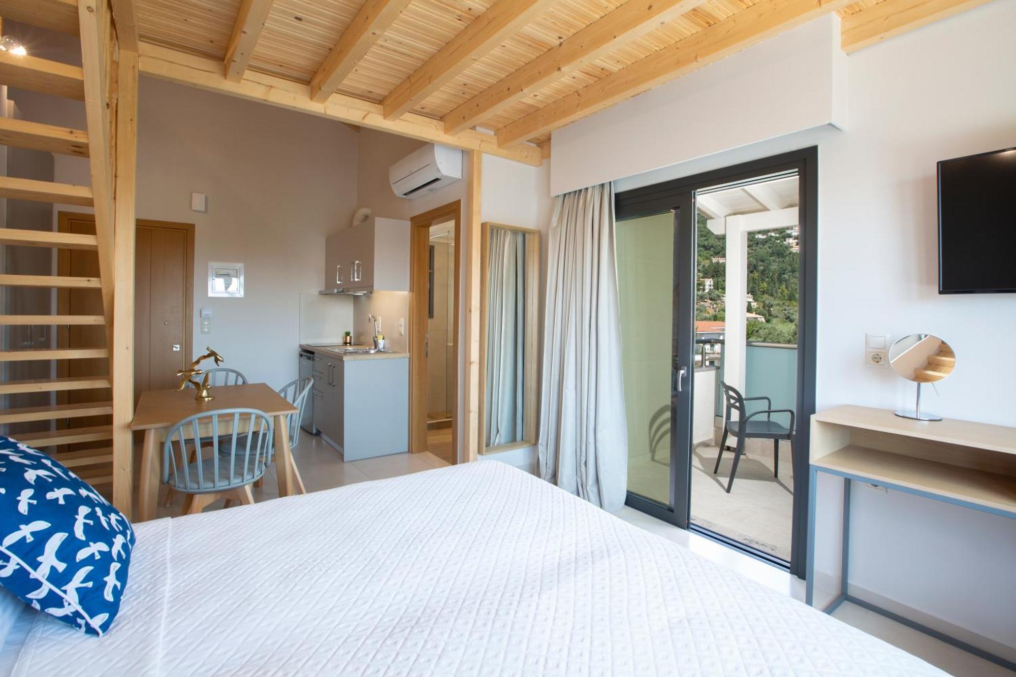 Zisis Suites นีดรี ภายนอก รูปภาพ